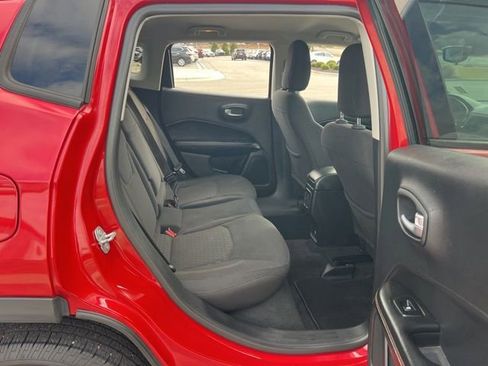 Used 2018 Jeep Compass Sport image 27