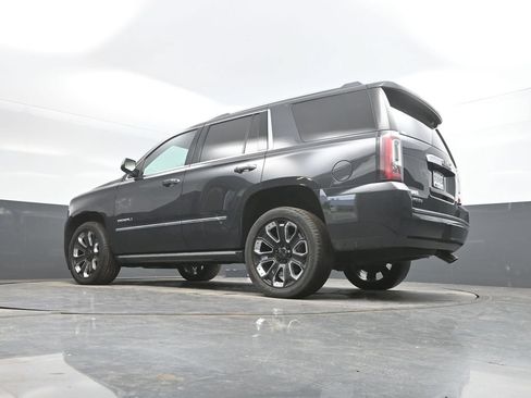 Used 2020 GMC Yukon Denali w/ Denali Ultimate Black Edition AWD/4WD image 38