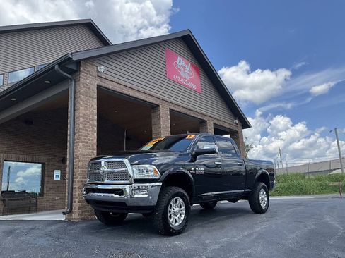 Used 2017 RAM 2500 Laramie AWD/4WD image 43