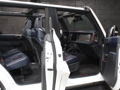 Used 2024 Ford Bronco Raptor w/ Interior Carbon Fiber Pack 6 AWD/4WD image 33