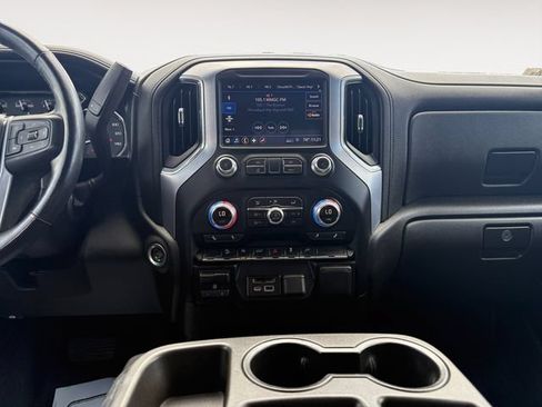 Used 2019 GMC Sierra 1500 SLE w/ SLE Value Package AWD/4WD image 11