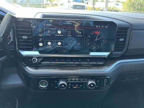 Used 2022 GMC Sierra 1500 Elevation image 24