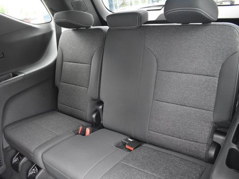 New 2026 Chevrolet Traverse LT w/ Driver Confidence Package FWD image 16