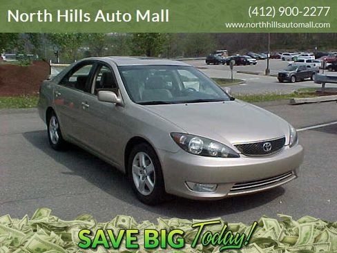 Used 2006 Toyota Camry SE FWD image 1