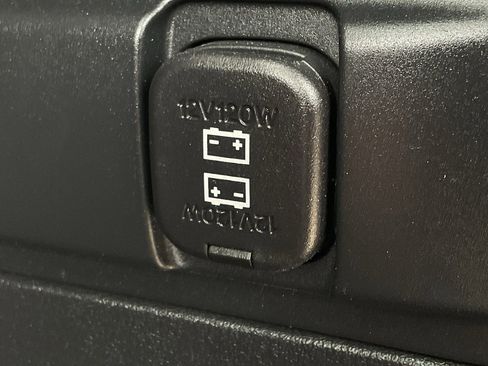 Used 2025 MAZDA CX-90 3.3 Turbo w/ Preferred Package image 17