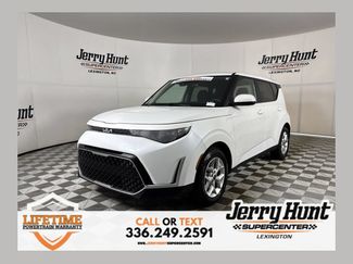 Used 2024 Kia Soul LX w/ Option Group 015 FWD video 1
