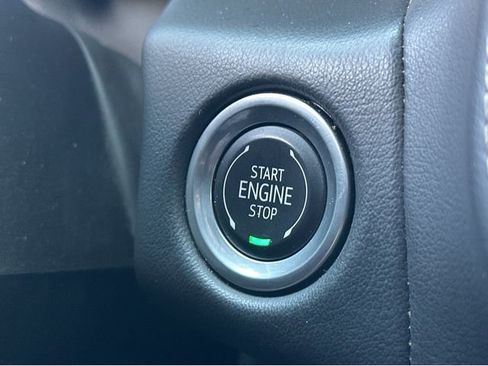Certified 2024 Chevrolet Tahoe Premier AWD/4WD image 30
