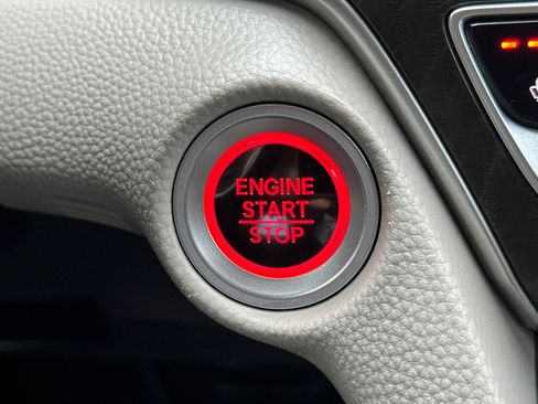 Used 2019 Honda Accord EX image 33