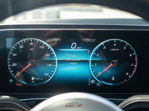 Used 2020 Mercedes-Benz GLE 350 4MATIC w/ Premium Package image 31