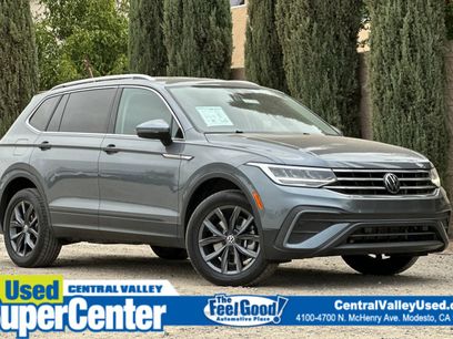Used 2022 Volkswagen Tiguan SE