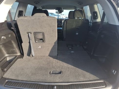 Used 2023 Jeep Grand Cherokee L Laredo image 7