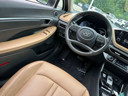 Used 2023 Hyundai Sonata Limited w/ Cargo Package FWD image 20