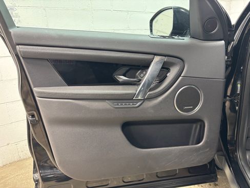 Used 2023 Land Rover Discovery Sport SE AWD/4WD image 24