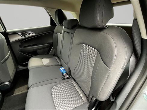 New 2026 Kia Sportage LX FWD image 17