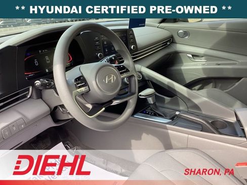 Used 2024 Hyundai Elantra SE FWD image 23