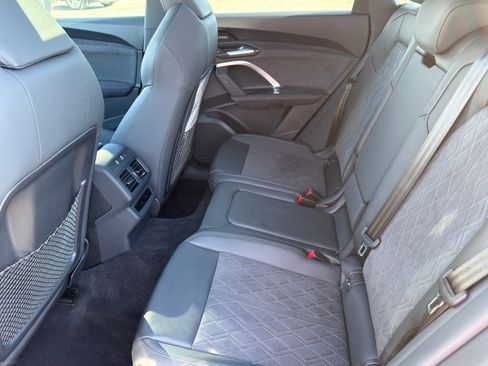 Certified 2025 Audi SQ5 Premium Plus image 27