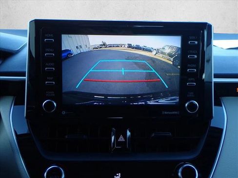 Used 2021 Toyota Corolla LE image 15