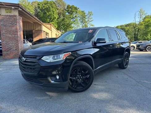 Used 2020 Chevrolet Traverse LT FWD image 1
