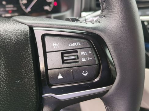 Certified 2025 Honda Odyssey Touring image 13