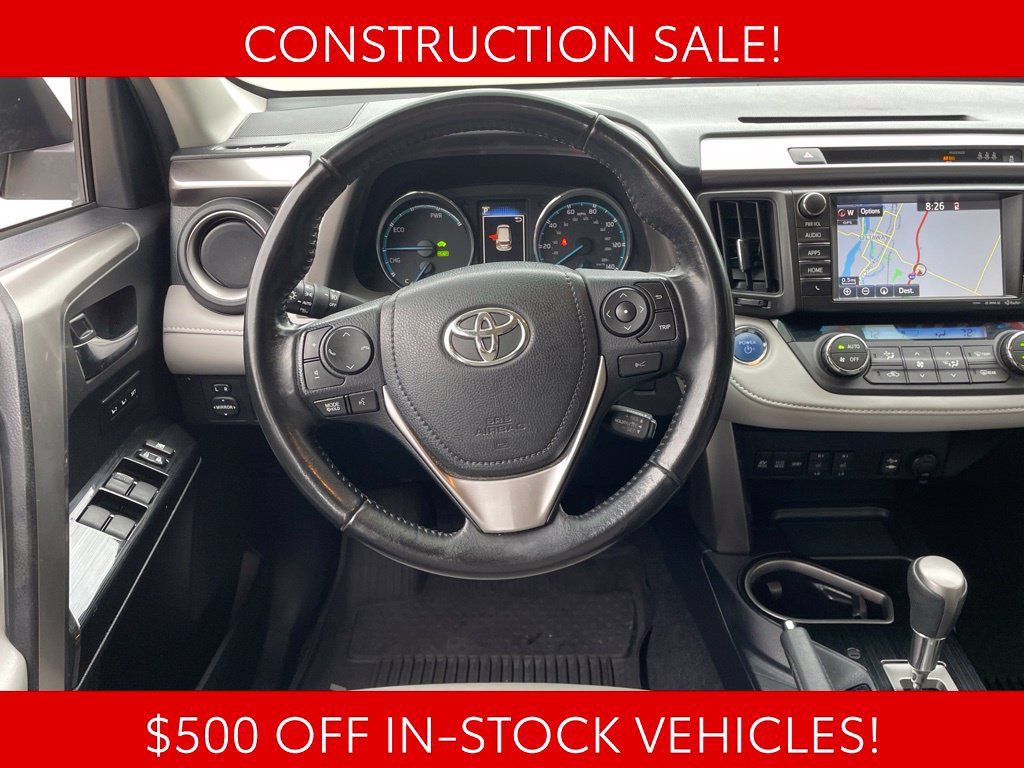 Used 2018 Toyota RAV4 Limited AWD/4WD image 14