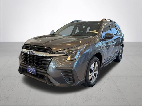 Used 2023 Subaru Ascent Premium AWD/4WD image 2