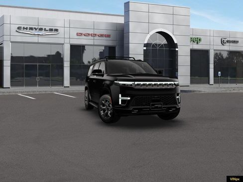 New 2026 Jeep Grand Wagoneer Limited w/ HD Trailer Tow Package image 9