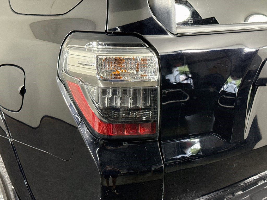 Used 2019 Toyota 4Runner SR5 Premium RWD image 34