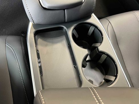 New 2026 Acura RDX SH-AWD image 19