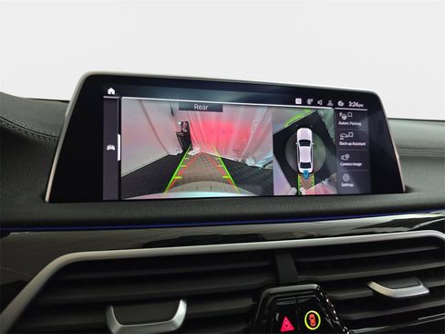 Used 2020 BMW 745e xDrive image 26