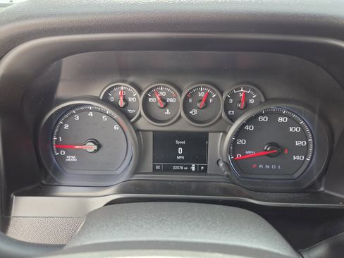 Used 2020 Chevrolet Silverado 1500 Custom w/ Custom Value Package RWD image 21