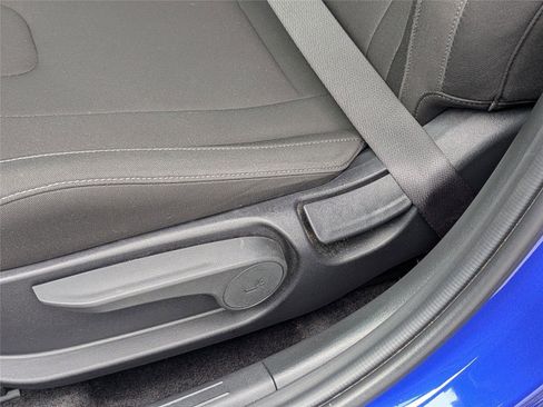 Used 2025 Hyundai Elantra Sport FWD image 21