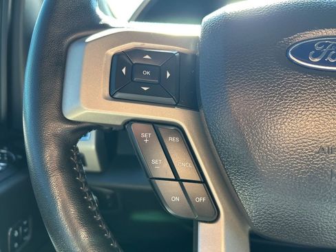 Used 2022 Ford F250 Lariat w/ Lariat Value Package image 43