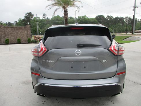 Used 2018 Nissan Murano SV w/ Premium Package image 9