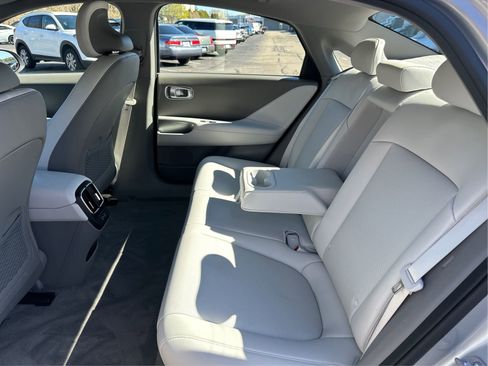 Used 2023 Hyundai Ioniq 6 SEL AWD/4WD image 10