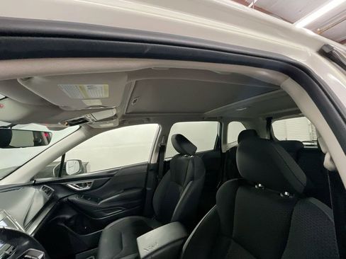 Used 2019 Subaru Forester Premium image 18