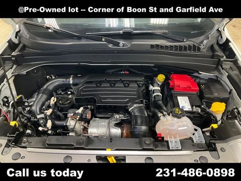 Used 2020 Jeep Renegade Limited image 3