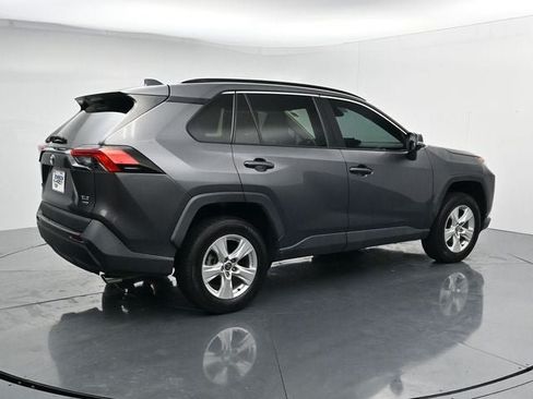 Used 2021 Toyota RAV4 XLE AWD/4WD image 10
