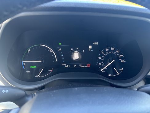 Used 2025 Toyota Sienna XLE image 22