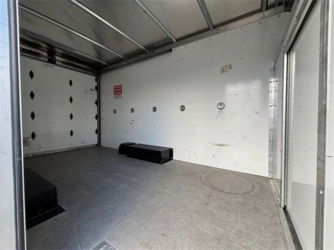 Used 2022 Ford E-350 and Econoline 350 Super Duty w/ Power Windows & Locks Group image 35