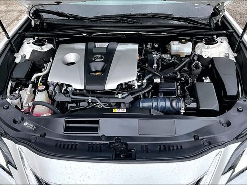 Used 2019 Lexus ES 300h w/ Premium Package FWD image 31