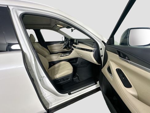 Used 2023 INFINITI QX60 Luxe w/ Vision Package FWD image 34