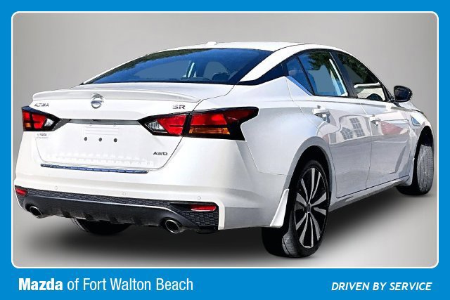 Used 2020 Nissan Altima 2.5 SR w/ Premium Package AWD/4WD image 6