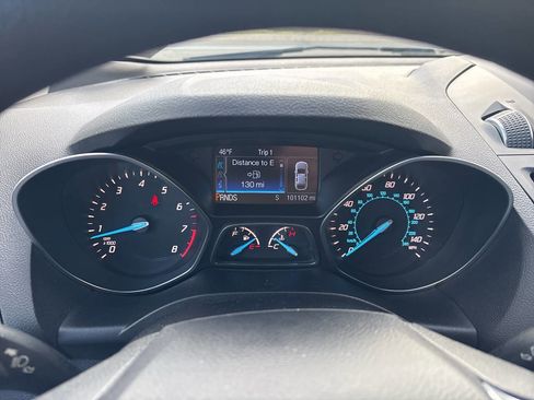 Used 2016 Ford Escape SE w/ Equipment Group 201A image 27