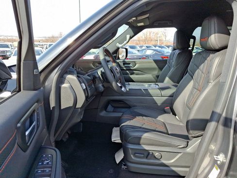 New 2025 Nissan Armada PRO-4X image 10