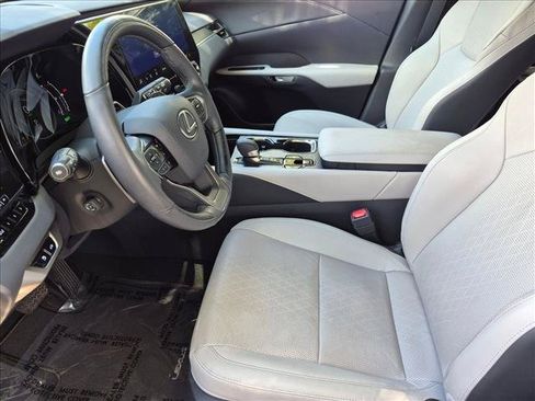 Certified 2023 Lexus RX 350 w/ Accessory Package (2T) AWD/4WD image 16