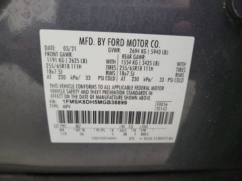 Used 2021 Ford Explorer XLT w/ Equipment Group 202A AWD/4WD image 33