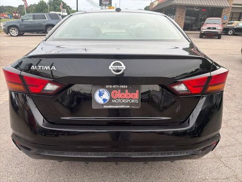 Used 2020 Nissan Altima 2.5 S FWD image 8