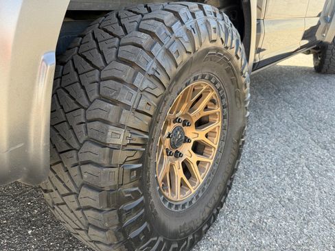 Used 2020 Ford F150 Raptor w/ Equipment Group 802A Luxury AWD/4WD image 7