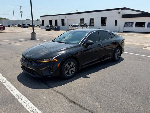 Used 2021 Kia K5 LXS FWD image 8