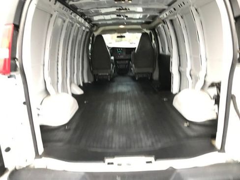 Certified 2024 Chevrolet Express 2500 Work Van w/ Driver Convenience Package image 13